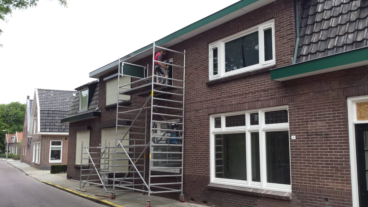 http://Scheurherstel%20in%20Dalfsen%20uitgevoerd%20door%20Target%20Structural